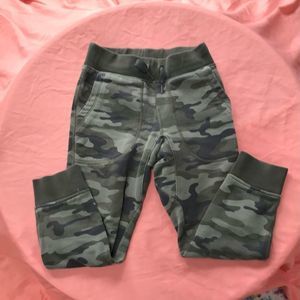 Unisex Gap kids camo sweats